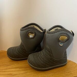 Jan & Jul Cozy Gray Kids Boots with Warm Lining